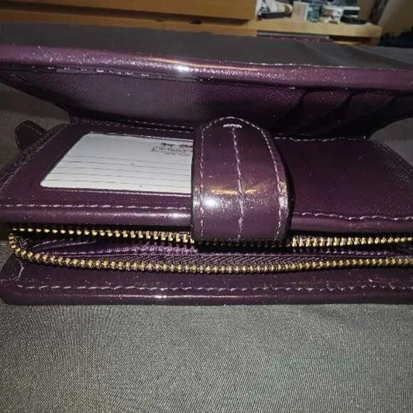 Coach Wallet - Picture 5 of 5